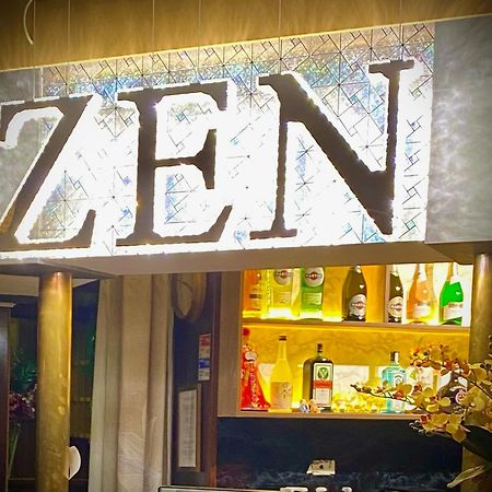 Hotel Wesselenyi غيور المظهر الخارجي الصورة