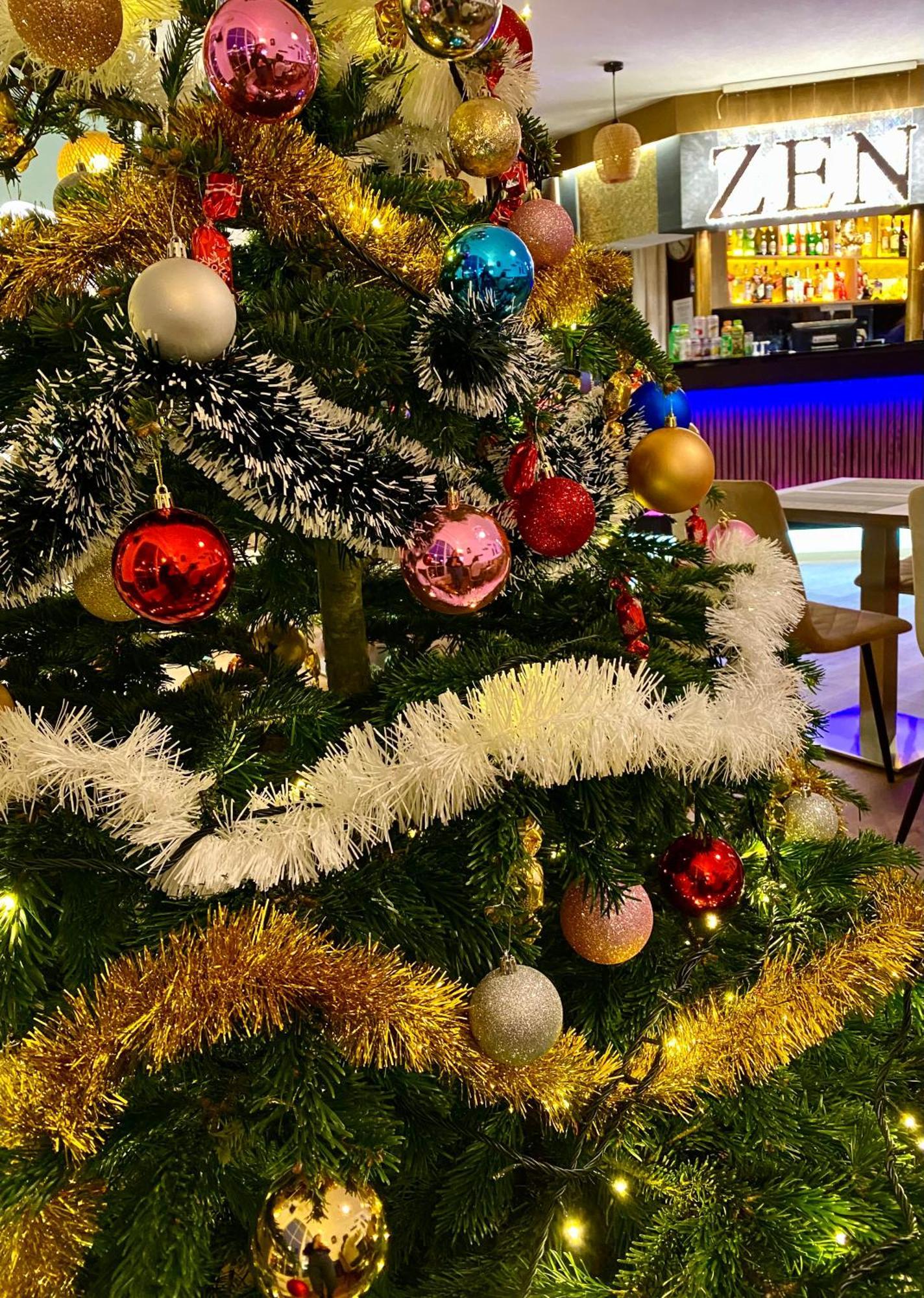 Hotel Wesselenyi غيور المظهر الخارجي الصورة