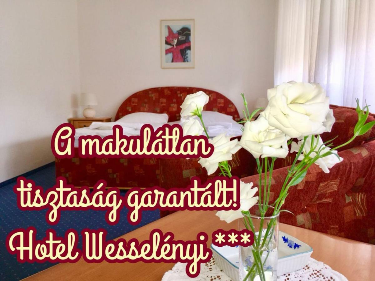 Hotel Wesselenyi غيور المظهر الخارجي الصورة